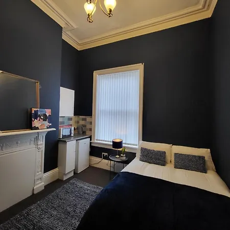 Hen And Stag Pad, Large Group Digbeth Sleeps 24 Apartamento