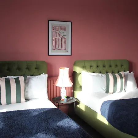 Hen And Stag Pad, Large Group Digbeth Sleeps 24 Birmingam