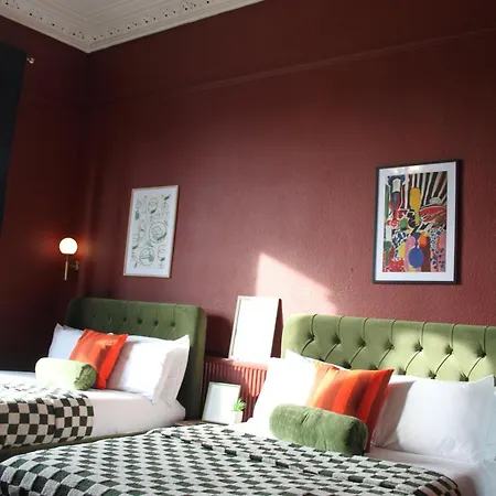 Hen And Stag Pad, Large Group Digbeth Sleeps 24 *